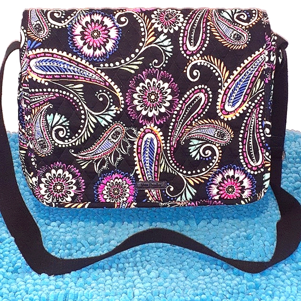 Vera Bradley Paisley Shoulder Bag "Like New"
